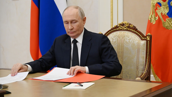 Putin Orders Overhaul of Tax Regimes in Russia Following Economic Forum